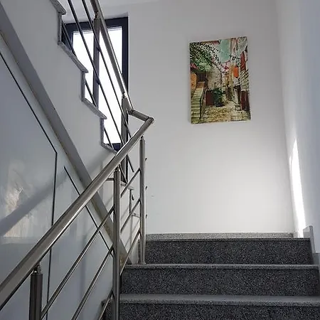 Πανσιόν Odesos Σωζόπολη