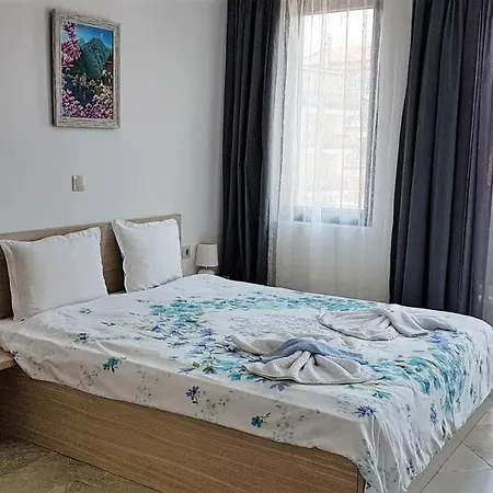 Πανσιόν Odesos