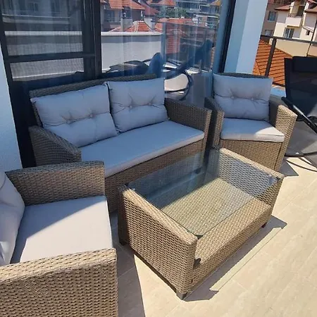 Guest house Odesos