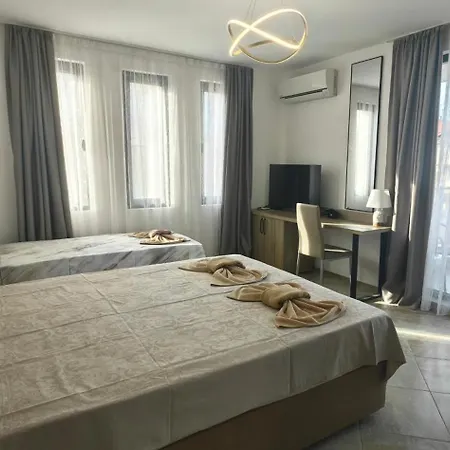 Guest house Odesos 2*