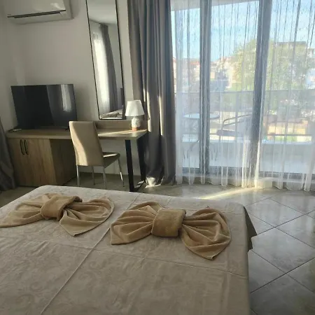 Guest house Odesos 2*